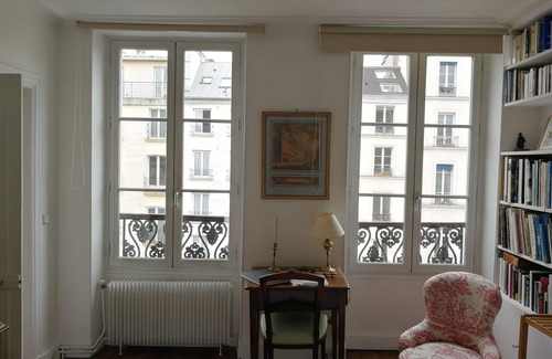 Arsenal Apartment | Charming apartment in the Marais