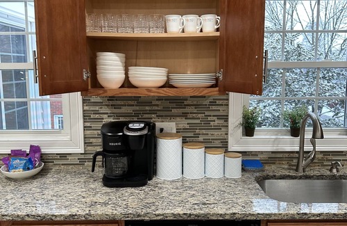 Rimmon Heights Apartment | Charming Apartment-Saint Anselm -SNHU