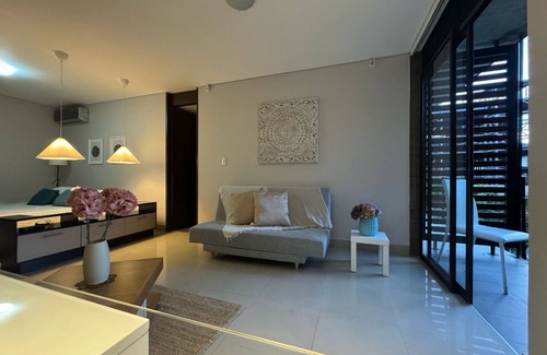 Cali Apartment | Charming apartment with AC and WiFi in delightful Peñon Neighborhood