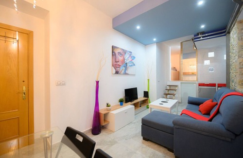 Ibiza Apartment | Charming Apartment with Private Patio in the Heart of Madrid, In Front of Retiro Park MPE51