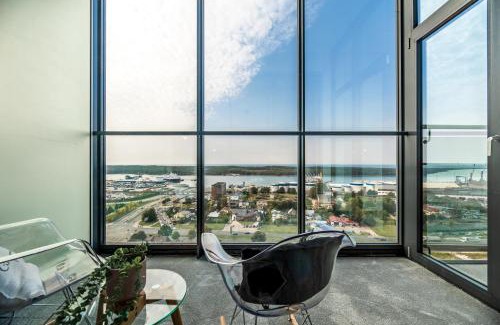 Klaipeda Apartment | Charming Apt with Spectacular Baltic Sea Views