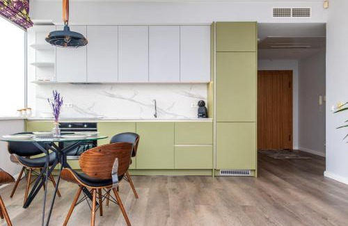 Klaipeda Apartment | Charming Apt with Spectacular Baltic Sea Views