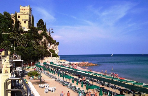 Finale Ligure Apartment | Charming attic apartment with terrace in old restored building from 1850