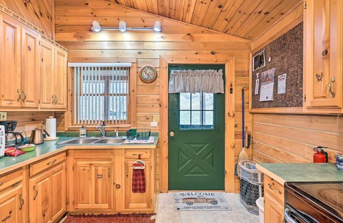 Austin Cabin | Charming Austin Cabin on 96 Acres of Land!
