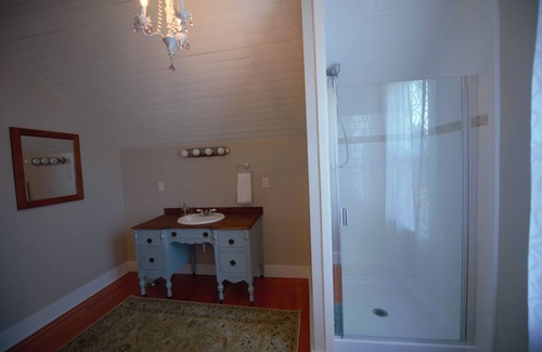 Everett Bed & Breakfast | Charming B&B in Snohomish