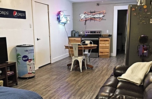 Lubbock House | Charming barndo in terrific Lubbock with WiFi, AC