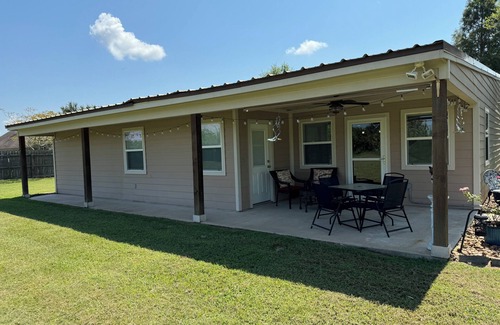 Sealy House | Charming barndominium, Cypress Place, in welcoming Sealy