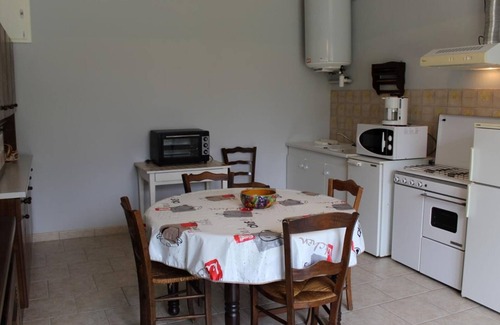 La Bree-les-Bains House | Charming Beachside Cottage in La Brée with Garden & Veranda - Sleeps 4