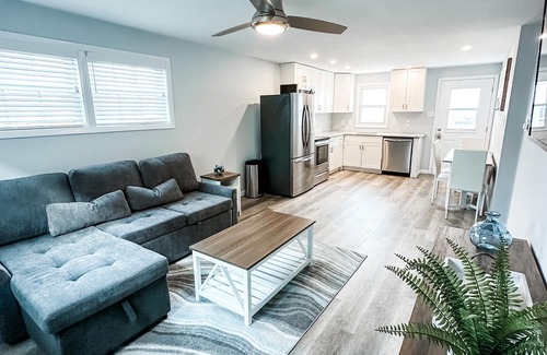 Brigantine House | ~Charming Beach Block Bungalow ~ Steps to the Ocean