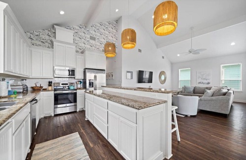 Surfside Beach House | Charming Beach Home Near Beach & Pier with Deck