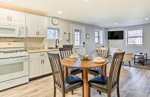 Beacon Apartment | Charming Beacon Apt with Fire Pit Near Hiking!
