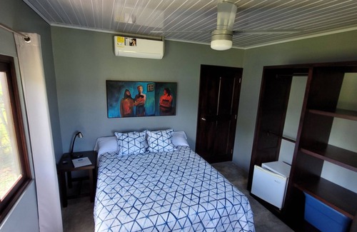 Punta Mala Bed & Breakfast | Charming bed & breakfast in fantastic Punta Mala, Pedasi with WiFi, AC, pool.
