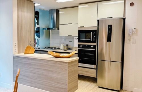 Leblon Apartment | Charming Leblon: Renovated Gem