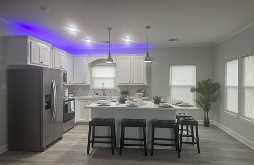 Surfside Beach House | Charming brand-new 3-bedroom beach house in superb Surfside Beach