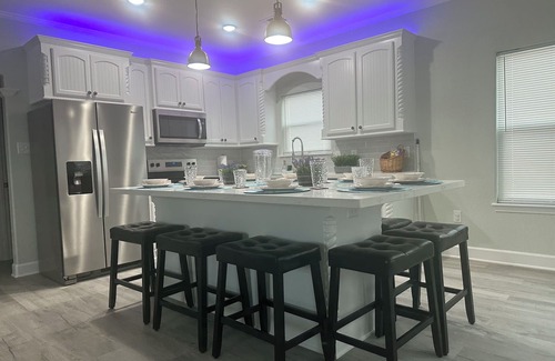 Surfside Beach House | Charming brand-new 3-bedroom beach house in superb Surfside Beach