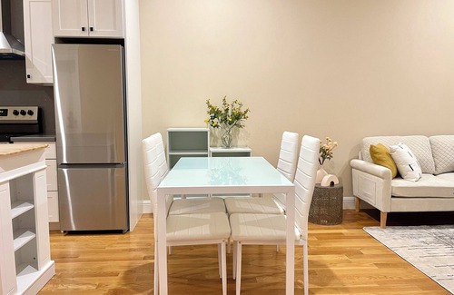 Visitacion Valley Apartment | Charming bright 2-bedroom unit in brilliant San Francisco