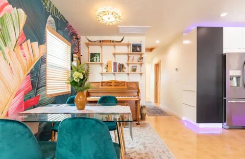 Belmont Shore House | Charming, bright by the beach!