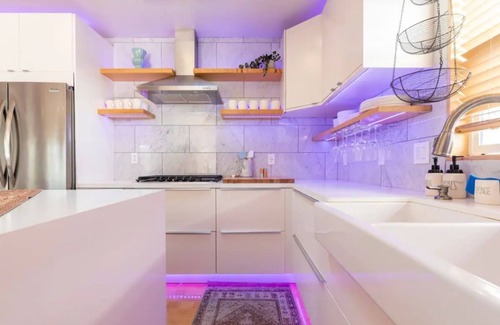 Belmont Shore House | Charming, bright by the beach!