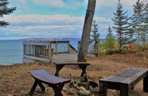 Brimley Cabin | Charming Brimley Escape with Sauna & Spectacular beach with Lake Superior Views!