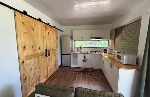 Huahine House | Charming bungalow in peaceful property with WiFi, AC in Fare, Huahine