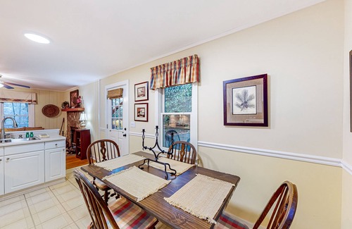 Mirror Lake Cabin | Charming cabin with private deck, fireplace, central AC, & private W/D