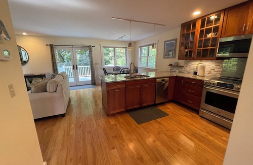 Camden House | Charming Camden Home in a quiet and convenient location