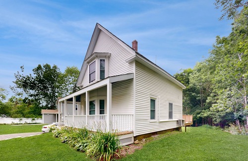 Camden House | Charming Camden Retreat with Front Porch, Deck and Wifi