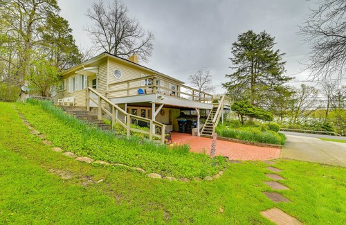 Canandaigua House | Charming Canandaigua Lake House w/Deck & Views!
