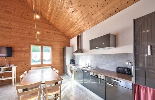 Ney Ski Chalet | Charming Chalet Le Martinet with Pool Access