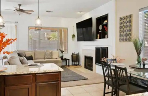 Ocotillo House | Charming Chandler Oasis