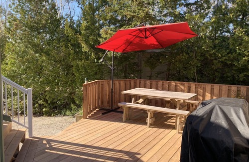 Sauble Beach Cottage | Charming Charal Greenhouse Cottage – Sauble Beach Stay Minutes from Sand & Shops