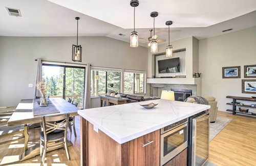Lake Almanor West House | Charming Chester Home w/Furnished Porch!