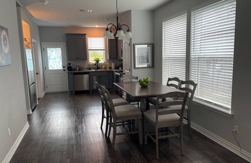 Denison House | Charming, Chic & Elegant! Denison