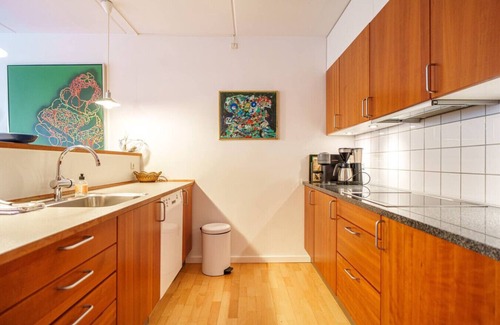 Copenhagen City Centre Apartment | Charming Christianshavn Apartment with Canal Views