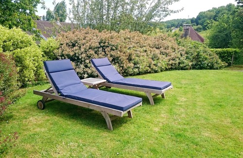 Honfleur Cottage | Charming classic country house in Honfleur, with garden, minutes from the sea.