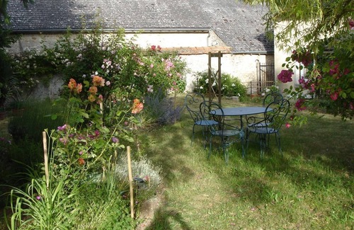 Pithiviers-le-Vieil Cottage | Charming Cottage in Peaceful Hamlet, Near Orléans Forest, Garden & Parking