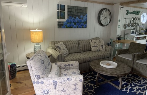 Mashpee House | Charming Coastal Cottage w/Ocean views & Early Check-in