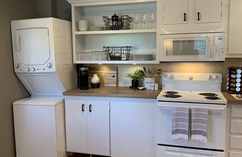 Denton Apartment | CHARMING.COMFORTABLE.CONVENIENT