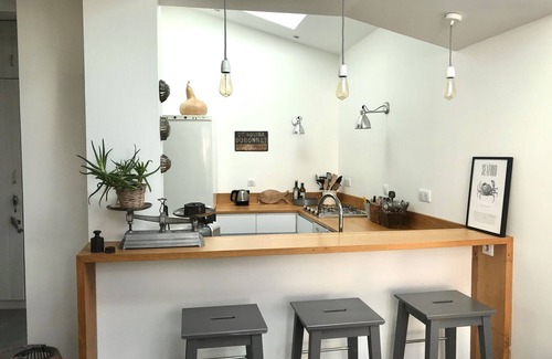 Houlgate House | CHARMING, COMFORTABLE HOUSE - SLEEPS 6 - 100 M FROM BEACH WITH GARDEN