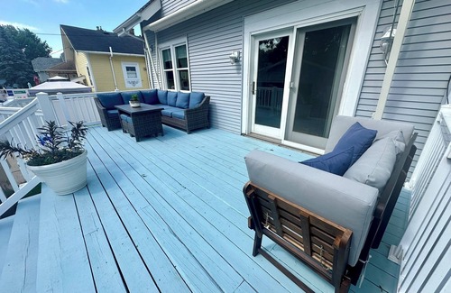 Oshkosh House | Charming, comfortable home in the heart of Oshkosh, WI for EAA Week
