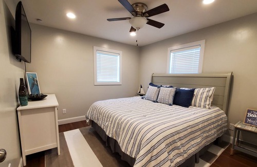 Syracuse House | Charming completely remodeled 3 Bedroom 1 Bath home on Dewart Lake, Private Pier