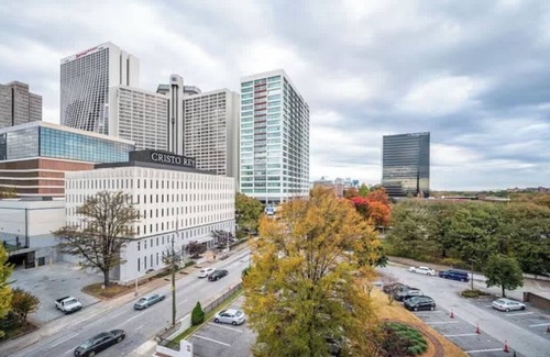 Old Fourth Ward Condo | Charming Condo with City Views