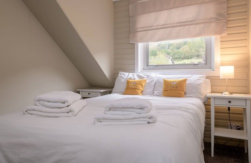 Arrochar Cottage | Charming Cosy Cottage for 8, by Loch Long & Loch Lomond | Dog friendly