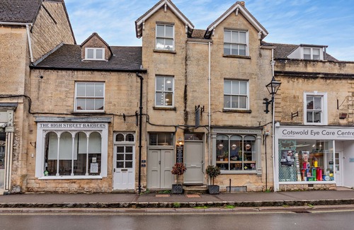 Winchcombe Apartment | Charming Cotswold Apartment - The Nook, Winchcombe