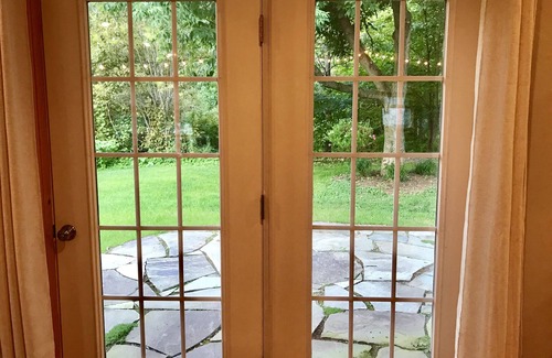 Montgomery Center Cottage | Charming cottage by Jay Peak