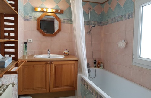 Castelmoron-sur-Lot House | Charming cottage 3*: quality and comfort in a medieval village in the Lot valley
