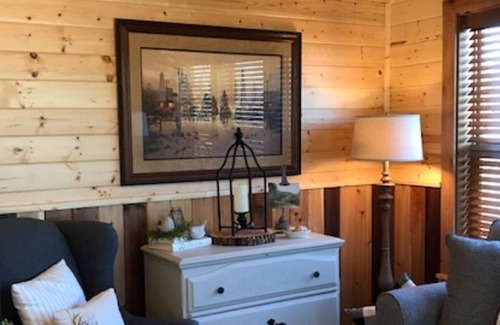 Graford Cottage | Charming Cottage at Possum Kingdom Lake
