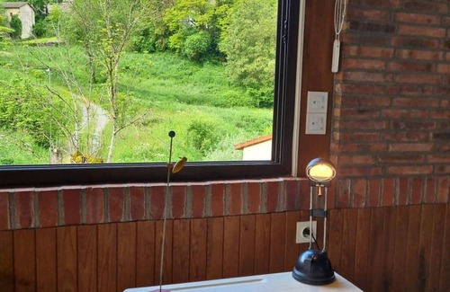 Neronde Cottage | Charming cottage for 6 people in Néronde