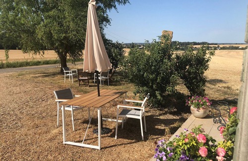 Ponce sur Le Loir Cottage | Charming Cottage with Modern Amenities in the Heart of Loir Valley