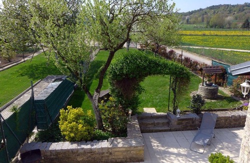 Pont-la-Ville Cottage | Charming Cottage with Terrace & Closed Yard in Pont-la-Ville